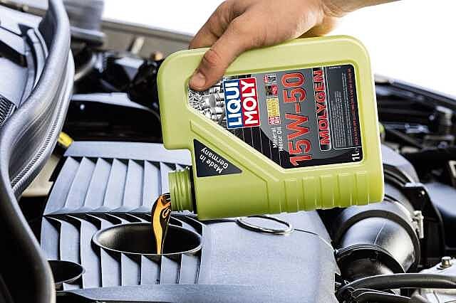 Amazon.co.jp: LIQUIMOLY リキモリ エンジンオイル Molygen モリジェン